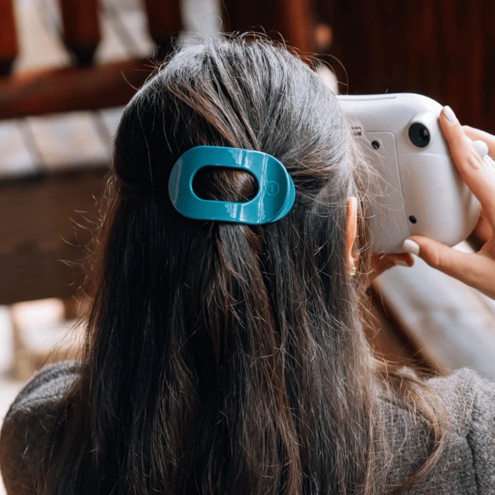 Teal With It Flat Round Hair Clip