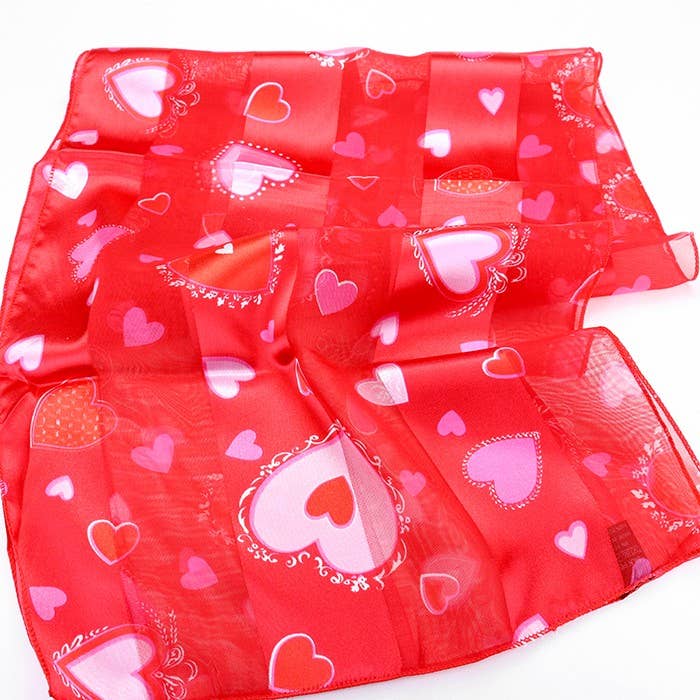 Heart Pattern Print Scarf: Red