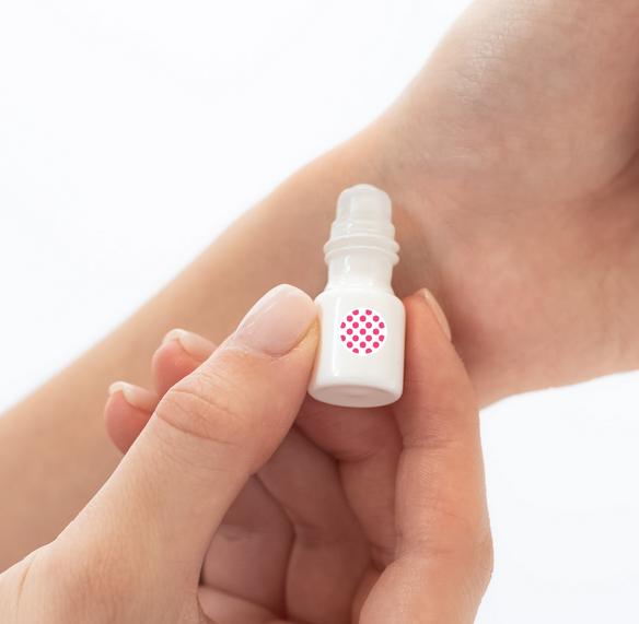 Risqué (exotic woods) Mini Roll-On Perfume Keychain (1 mL)
