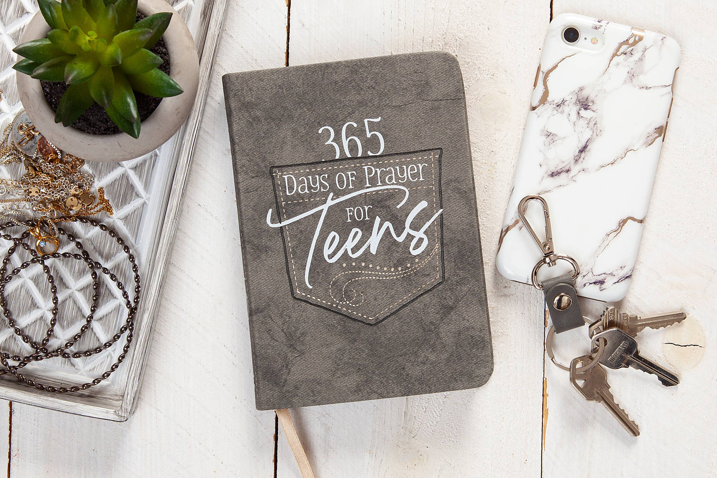 365 Days of Prayer for Teens (Devo, Back-to-School Gifts)