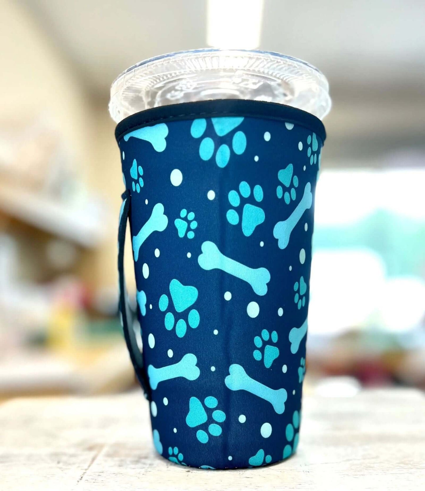 20 OZ Blue Paw Print Insulated Cup Cover Sleeve