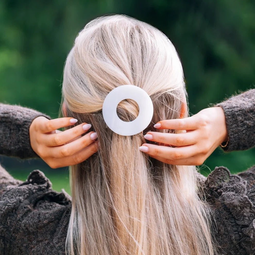 Coconut White Flat Circle Hair Clip
